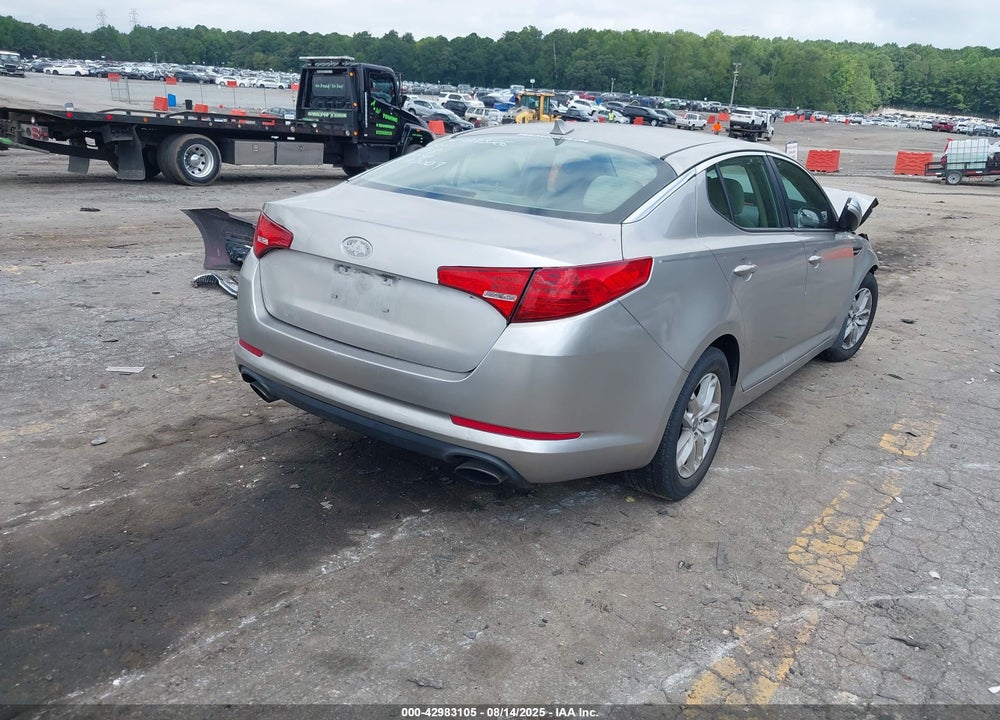 2011 KIA OPTIMA VIN: KNAGM4A79B5137009