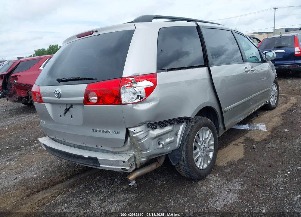 2007 TOYOTA SIENNA XLE VIN: 5TDZK22C27S074919
