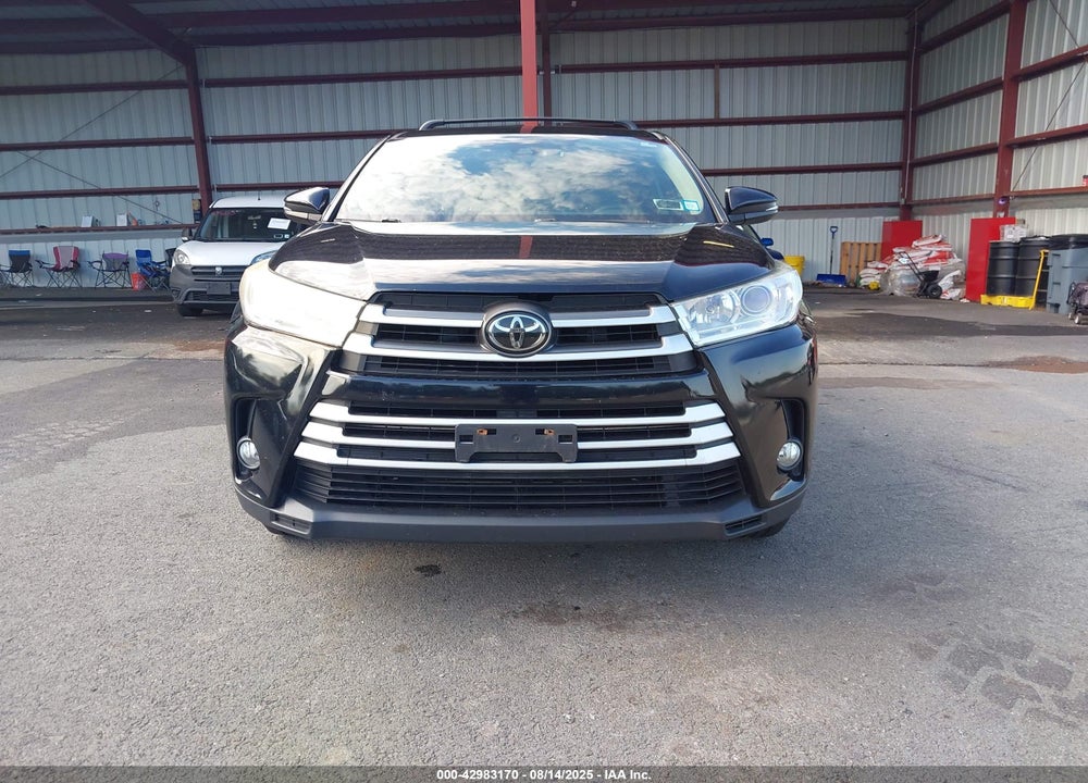 2017 TOYOTA HIGHLANDER VIN: 5TDBZRFH0HS365030