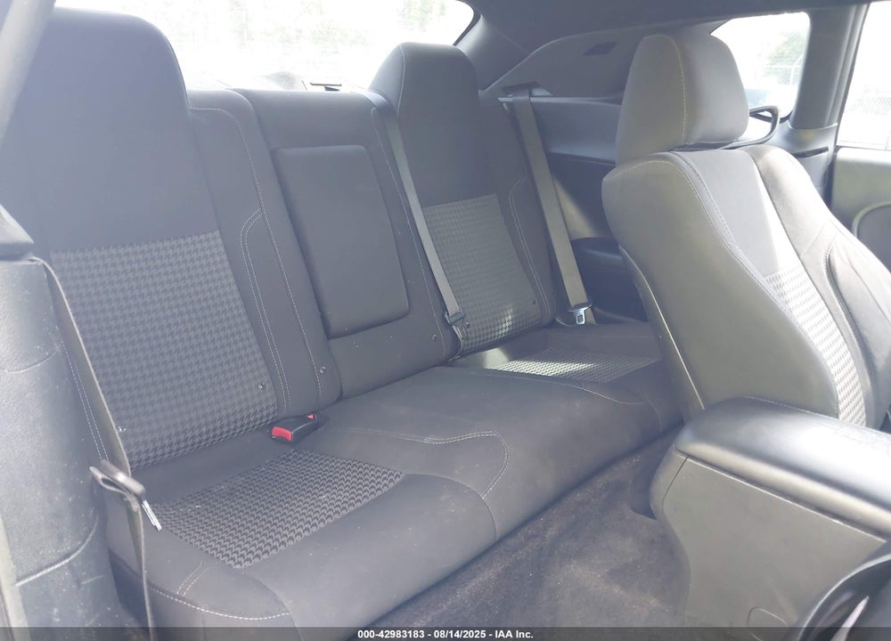 2016 DODGE CHALLENGER VIN: 2C3CDZAG7GH326180