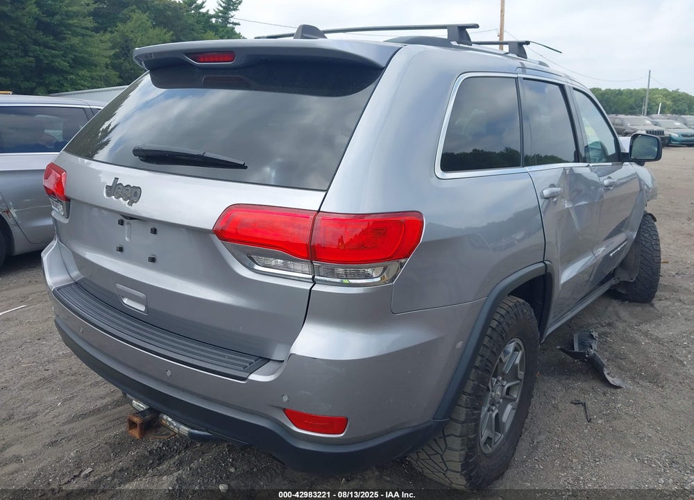 2018 JEEP GRAND CHEROKEE VIN: 1C4RJFAG4JC469935