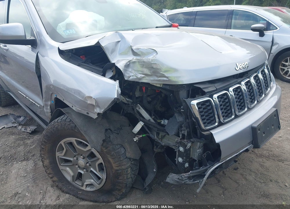 2018 JEEP GRAND CHEROKEE VIN: 1C4RJFAG4JC469935