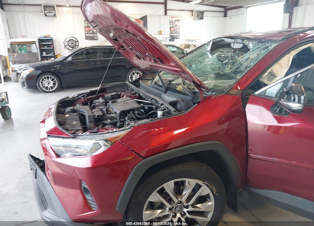 2019 TOYOTA RAV4 VIN: 2T3A1RFV5KW047984