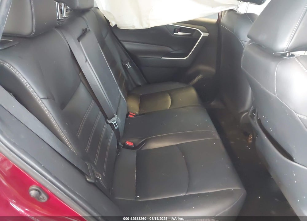 2019 TOYOTA RAV4 VIN: 2T3A1RFV5KW047984