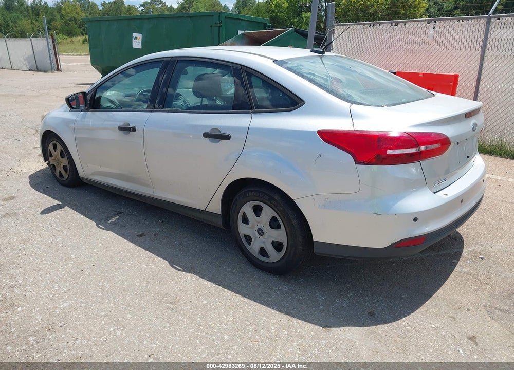 2016 FORD FOCUS VIN: 1FADP3E25GL306862