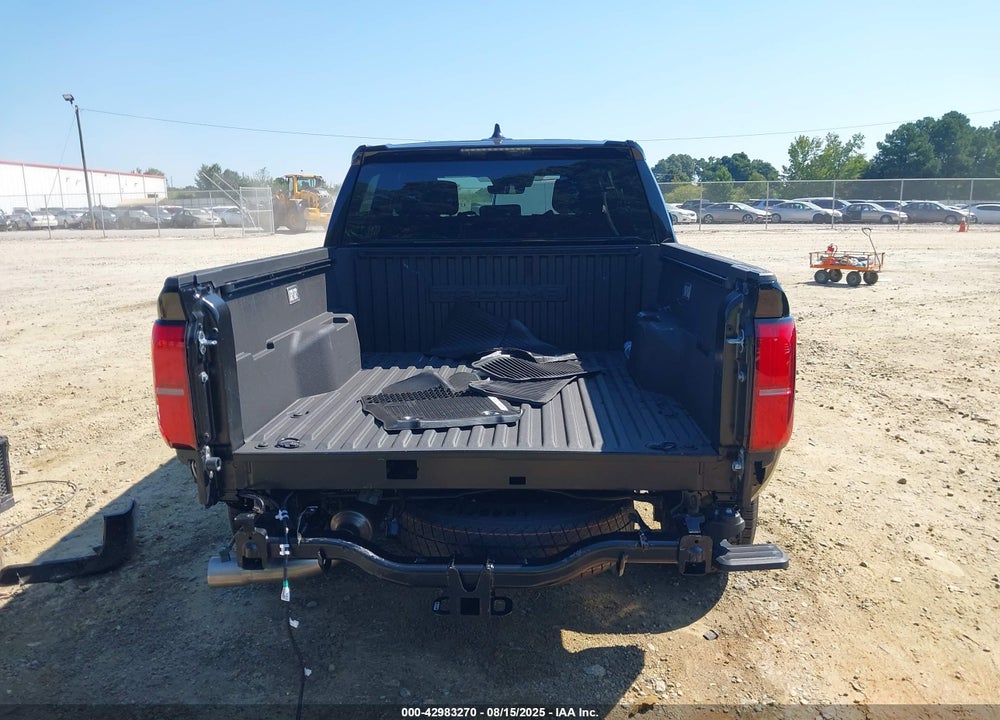 2025 TOYOTA TACOMA TRD SPORT 4WD VIN: 3TMLB5JN1SM121957