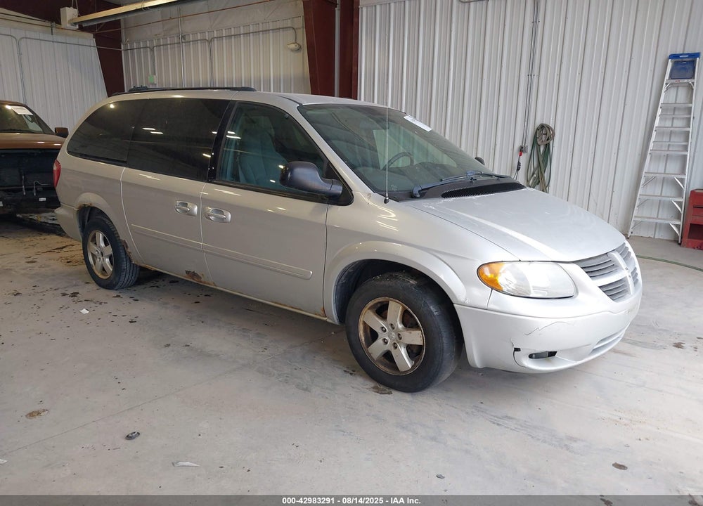 2005 DODGE GRAND CARAVAN SE VIN: 2D4GP24R35R105923