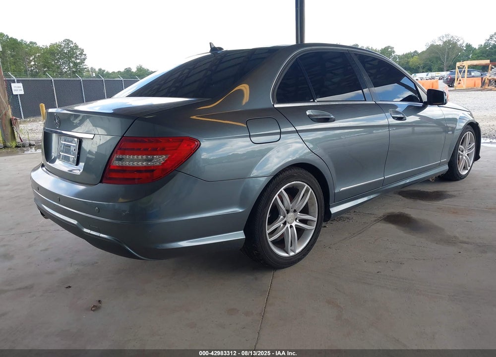2012 MERCEDES-BENZ C 250 VIN: WDDGF4HBXCR196608