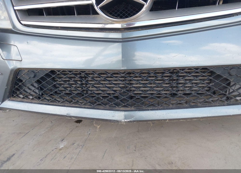 2012 MERCEDES-BENZ C 250 VIN: WDDGF4HBXCR196608