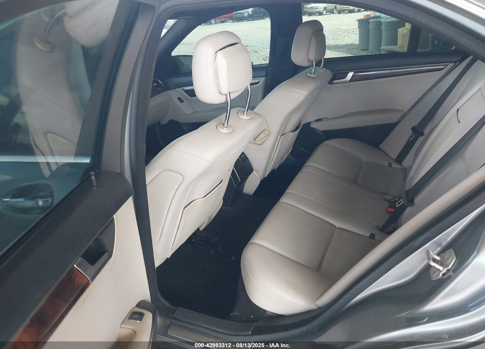 2012 MERCEDES-BENZ C 250 VIN: WDDGF4HBXCR196608