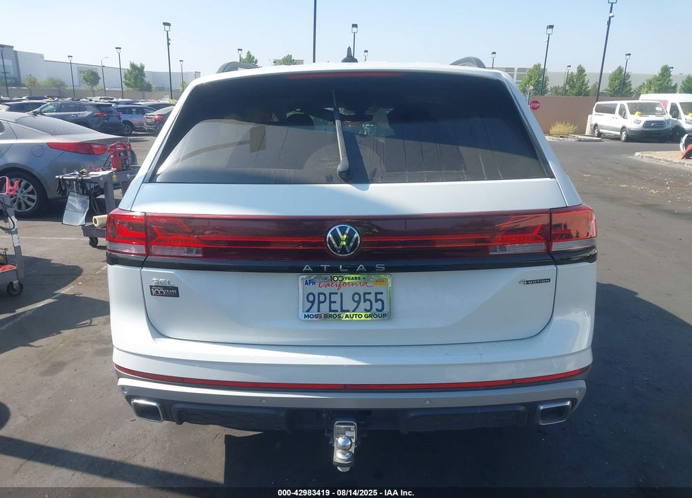 2024 VOLKSWAGEN ATLAS VIN: 1V2GR2CA3RC560710