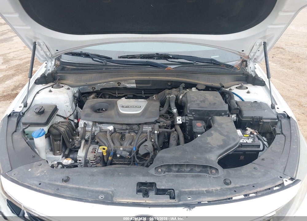 2016 KIA OPTIMA VIN: 5XXGT4L1XGG080689