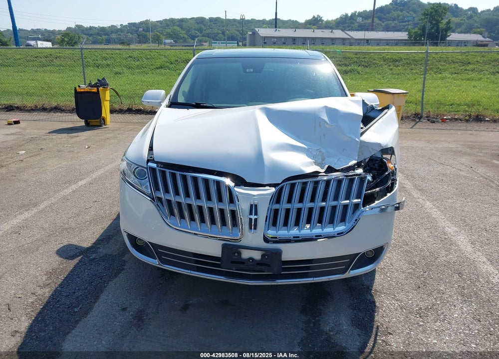2010 LINCOLN MKT VIN: 2LMHJ5AT5ABJ17269