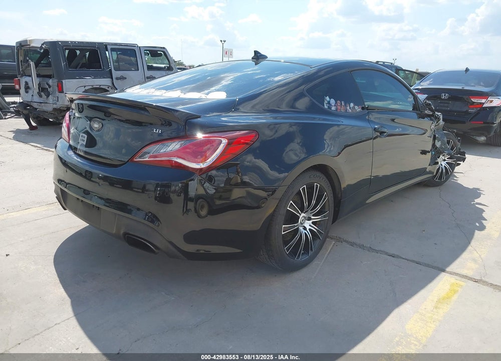 2014 HYUNDAI GENESIS 3.8 GRAND TOURING VIN: KMHHU6KJ5EU120663