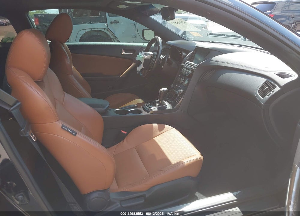 2014 HYUNDAI GENESIS 3.8 GRAND TOURING VIN: KMHHU6KJ5EU120663