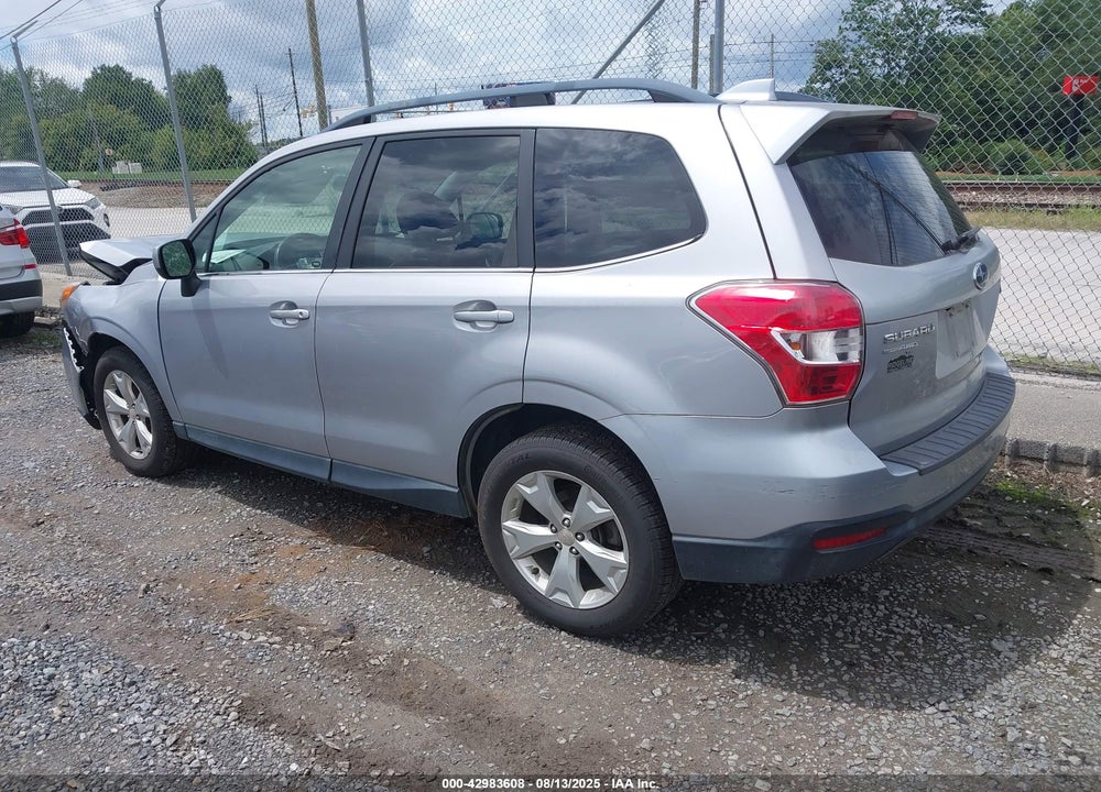 2016 SUBARU FORESTER VIN: JF2SJAHC0GH527737