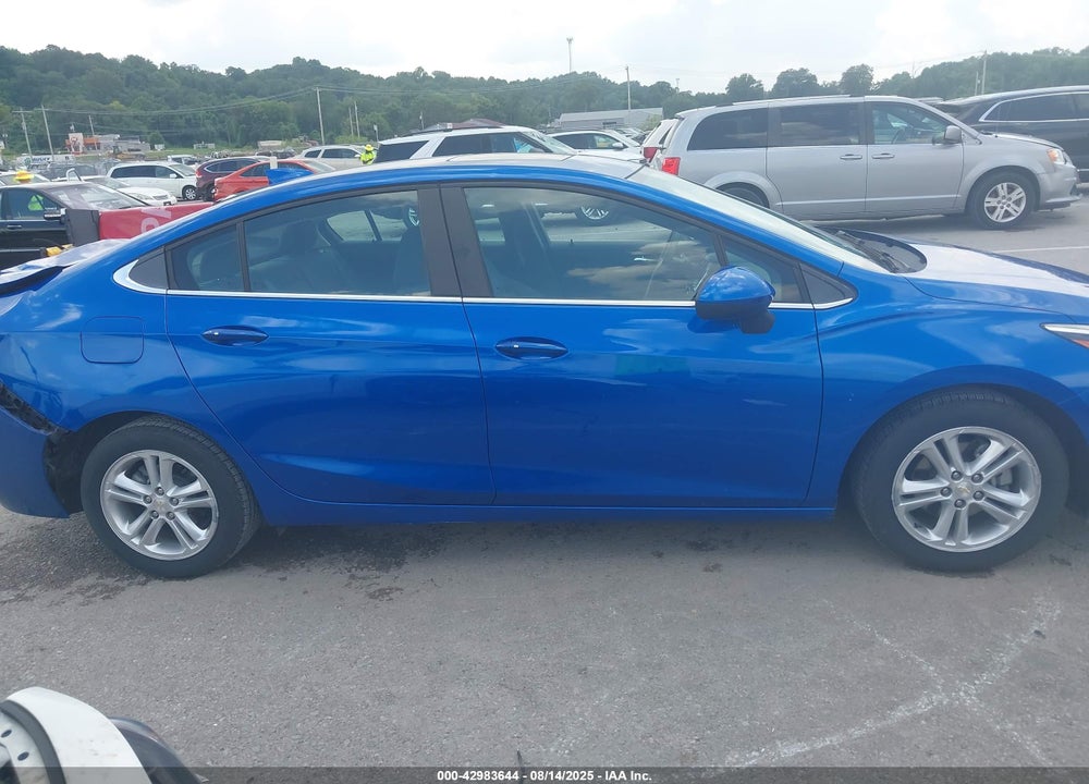 2017 CHEVROLET CRUZE VIN: 1G1BE5SM5H7223881