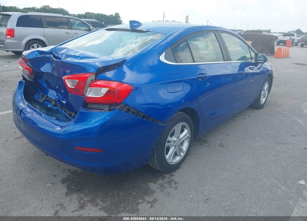2017 CHEVROLET CRUZE VIN: 1G1BE5SM5H7223881