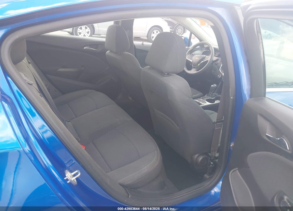 2017 CHEVROLET CRUZE VIN: 1G1BE5SM5H7223881