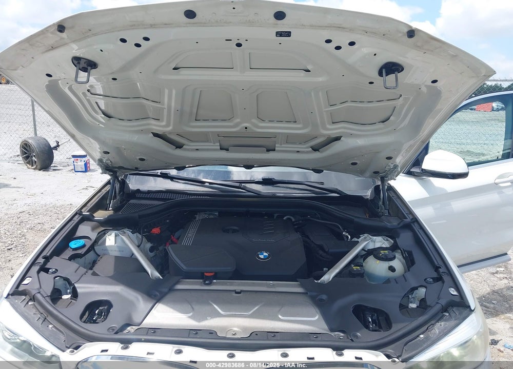 2020 BMW X3 VIN: 5UXTY3C04L9B36880