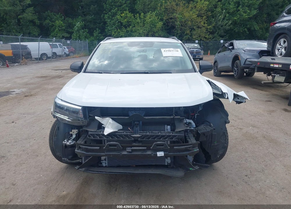 2024 VOLKSWAGEN TAOS VIN: 3VV8X7B28RM029201