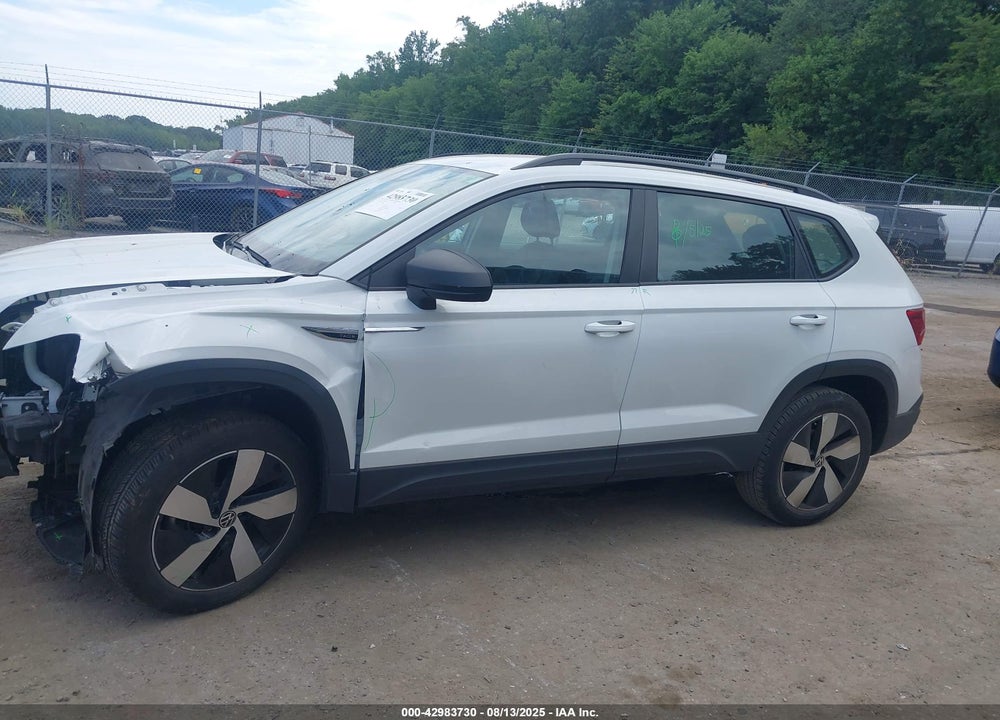 2024 VOLKSWAGEN TAOS VIN: 3VV8X7B28RM029201