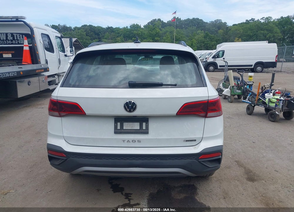 2024 VOLKSWAGEN TAOS VIN: 3VV8X7B28RM029201