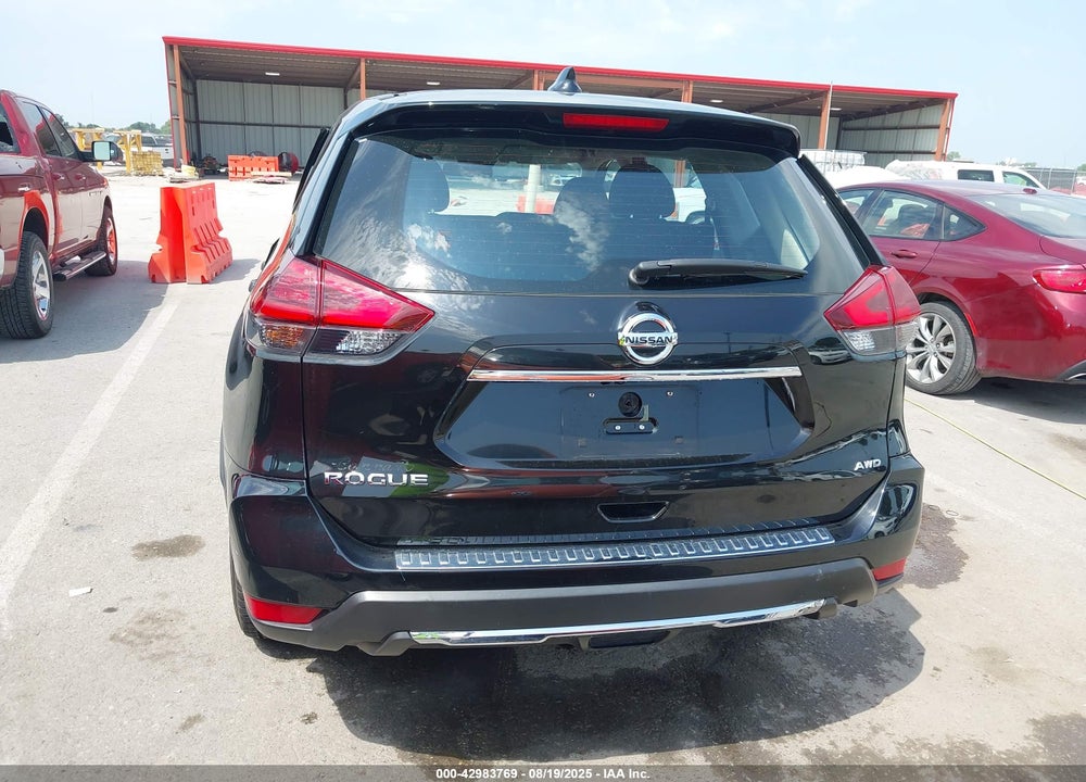 2019 NISSAN ROGUE VIN: JN8AT2MV8KW375961