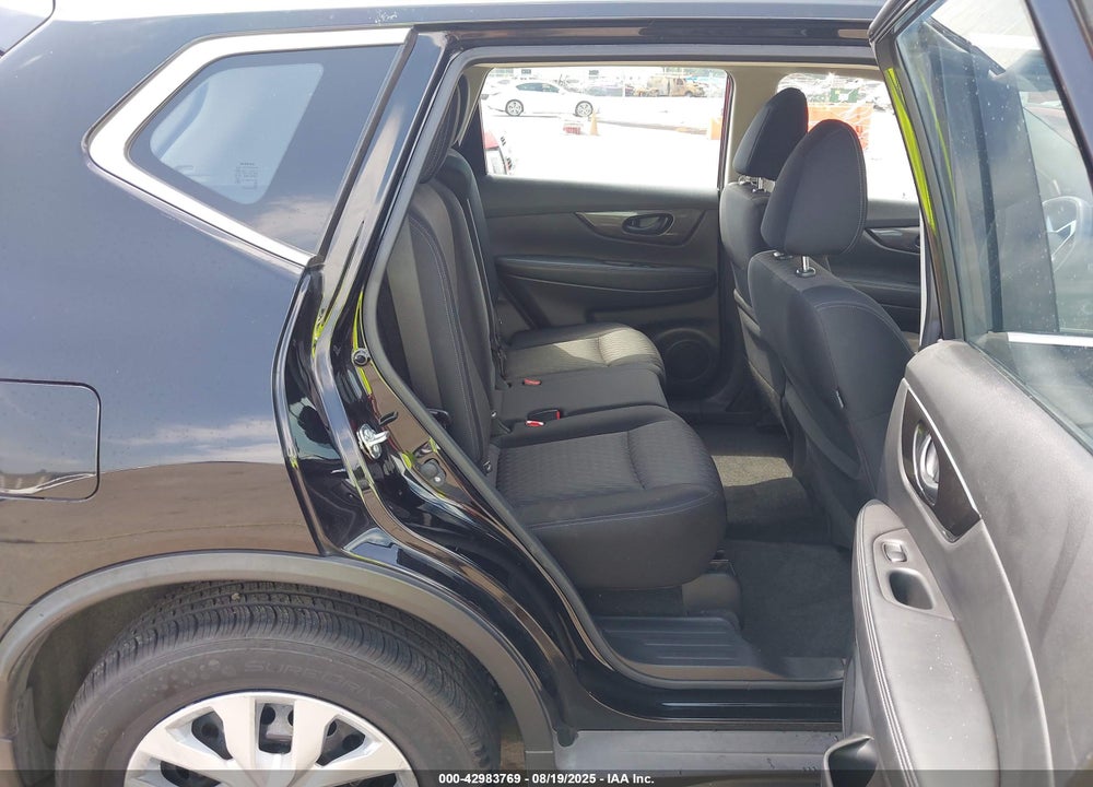 2019 NISSAN ROGUE VIN: JN8AT2MV8KW375961