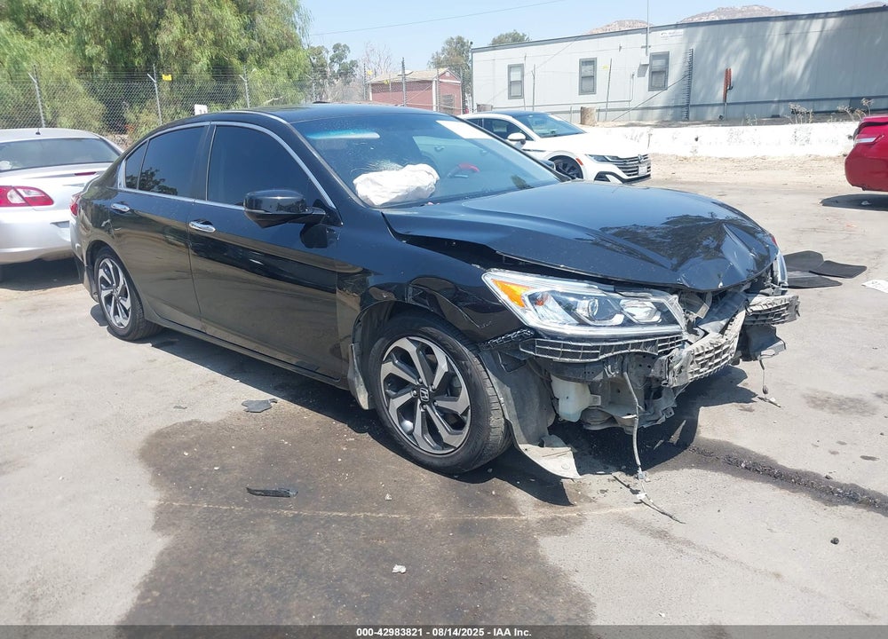 2017 HONDA ACCORD EX VIN: 1HGCR2F77HA200660