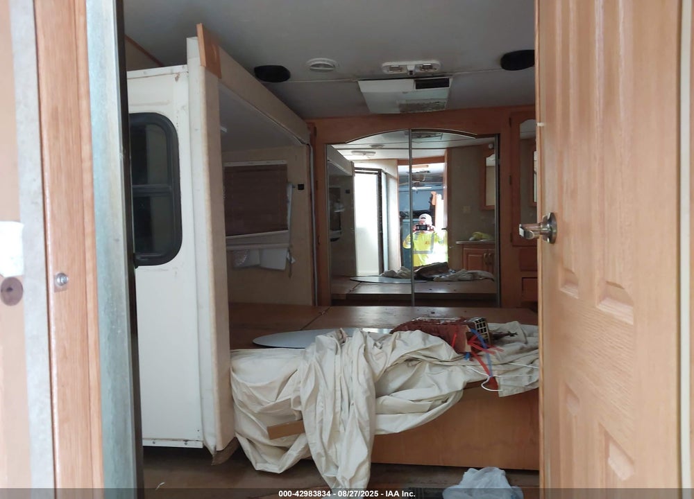 2005 FOREST RIV ALL AMERIC VIN: 4X4FASP2X5J151918