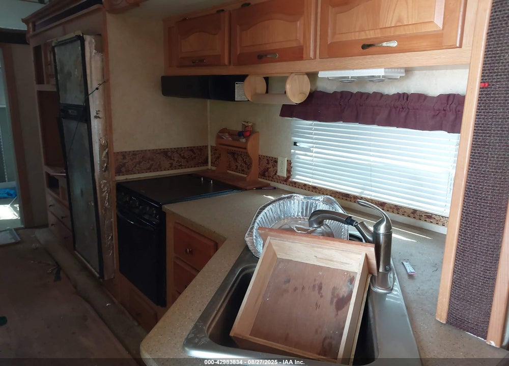 2005 FOREST RIV ALL AMERIC VIN: 4X4FASP2X5J151918