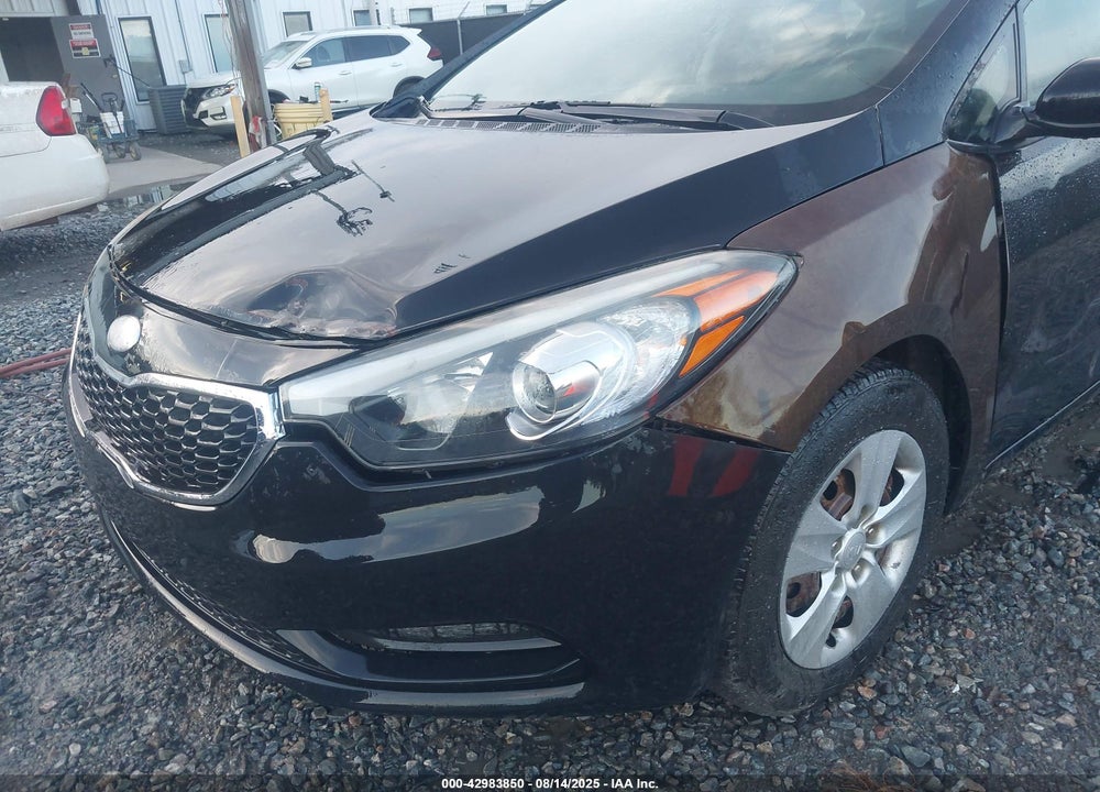 2014 KIA FORTE VIN: KNAFK4A67E5063182