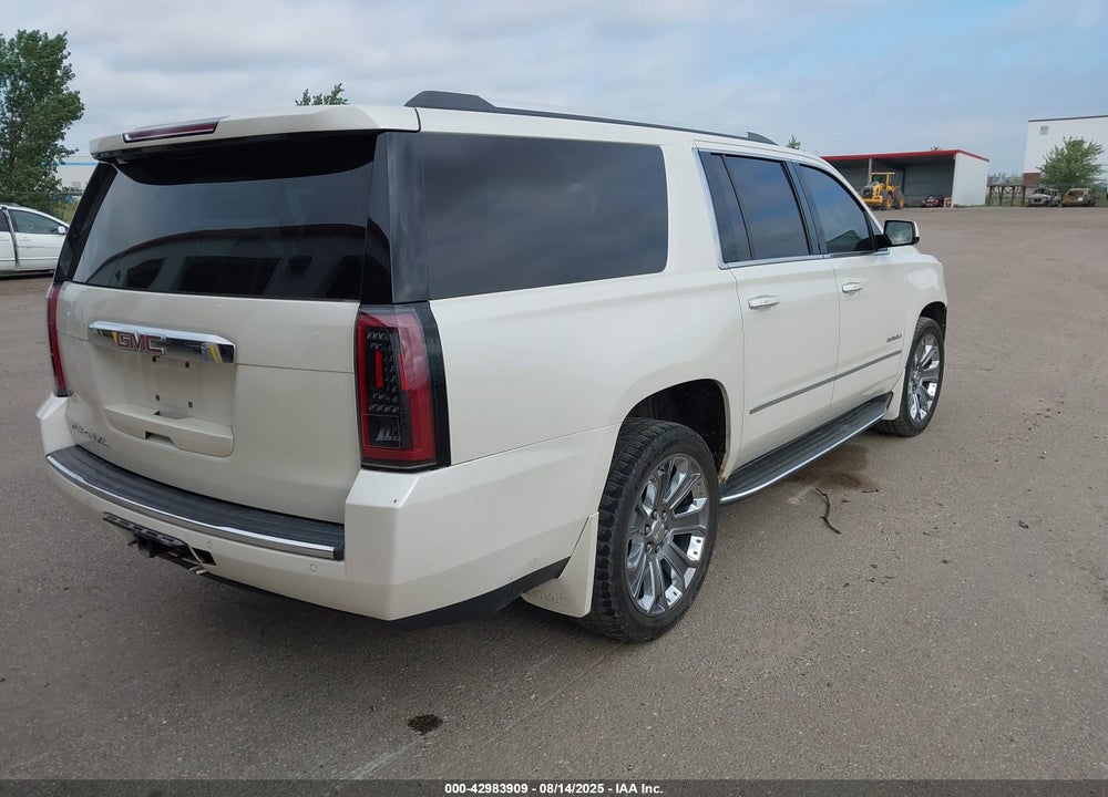 2015 GMC YUKON XL VIN: 1GKS2JKJXFR580932