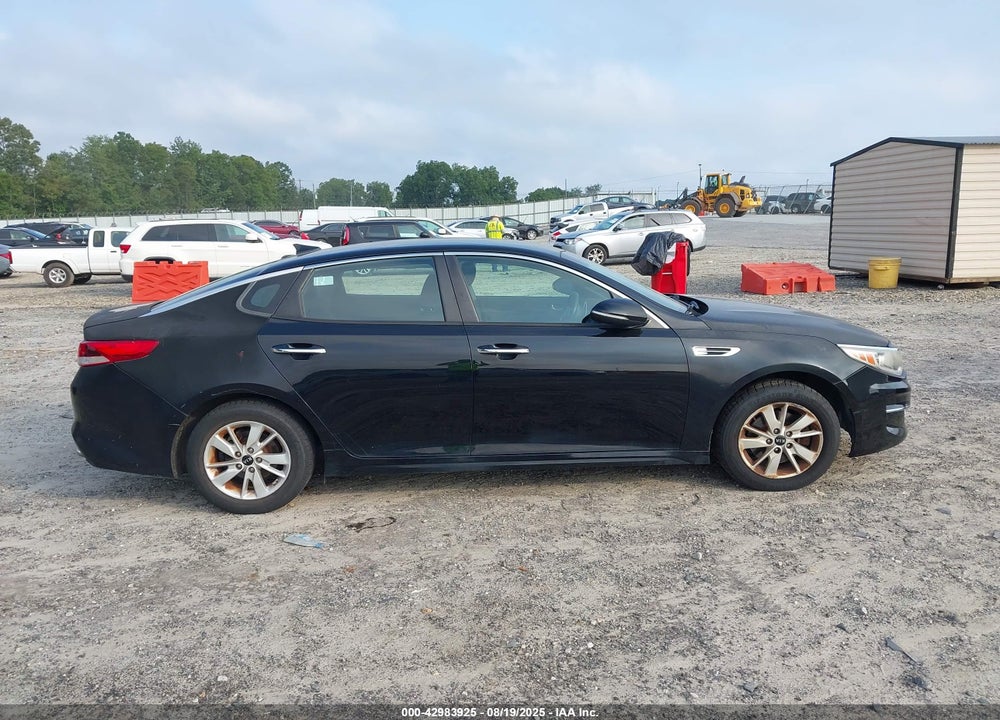 2018 KIA OPTIMA LX VIN: 5XXGT4L35JG209334