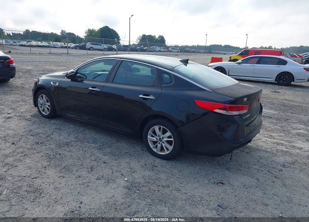2018 KIA OPTIMA LX VIN: 5XXGT4L35JG209334
