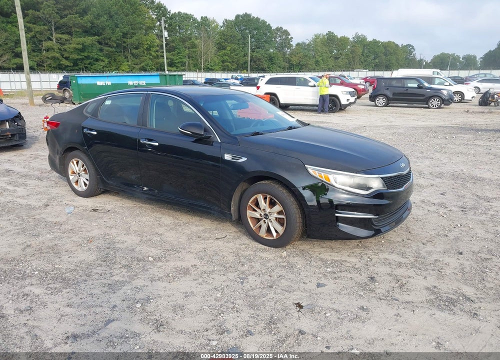 2018 KIA OPTIMA LX VIN: 5XXGT4L35JG209334