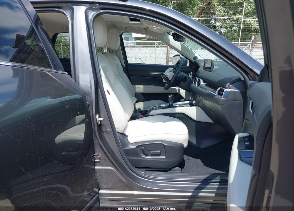 2021 MAZDA CX-5 VIN: JM3KFBDM0M1421482