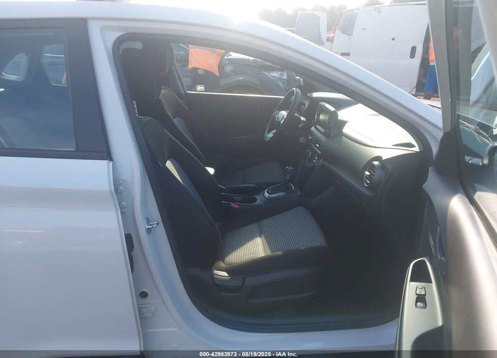 2019 HYUNDAI KONA VIN: KM8K12AA3KU381875