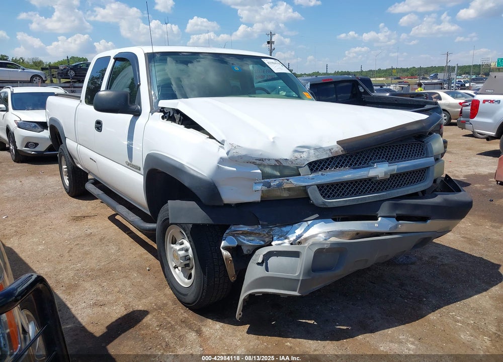 2004 CHEVROLET SILVERADO 2500HD WORK TRUCK VIN: 1GCHC29U94E100554