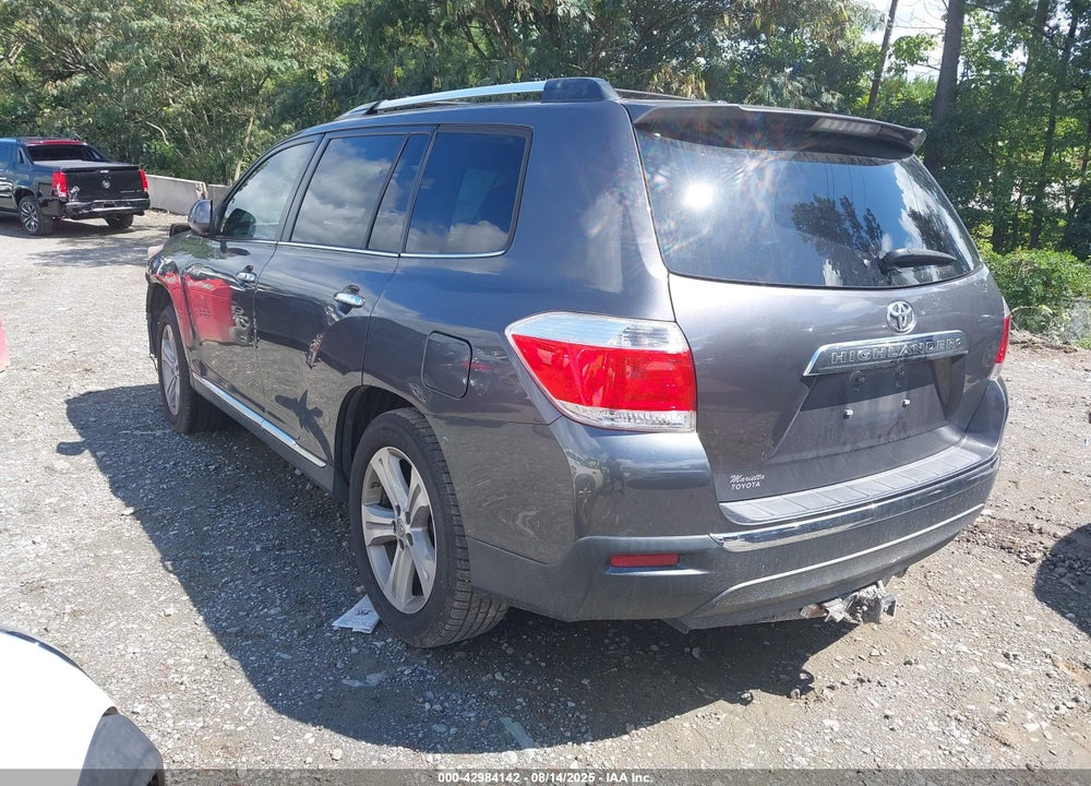 2013 TOYOTA HIGHLANDER VIN: 5TDYK3EH6DS104797