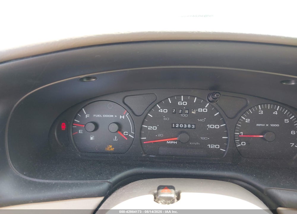 2002 FORD TAURUS SES VIN: 1FAFP55S02G133368