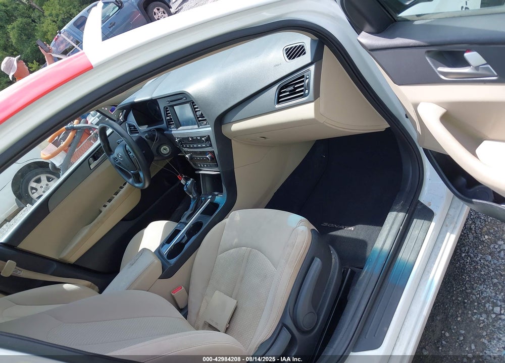2016 HYUNDAI SONATA VIN: 5NPE24AF6GH325761