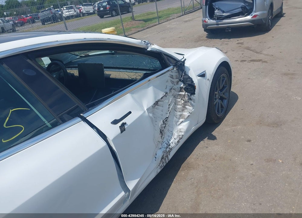 2019 TESLA MODEL 3 LONG RANGE/PERFORMANCE VIN: 5YJ3E1EB9KF493390