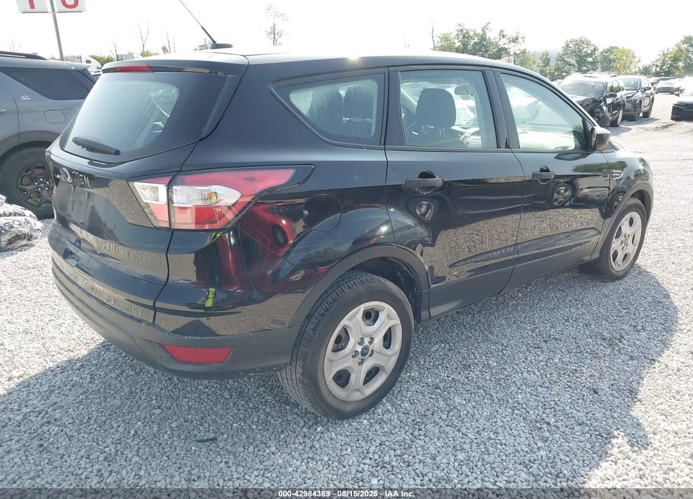2017 FORD ESCAPE VIN: 1FMCU0F7XHUE44332