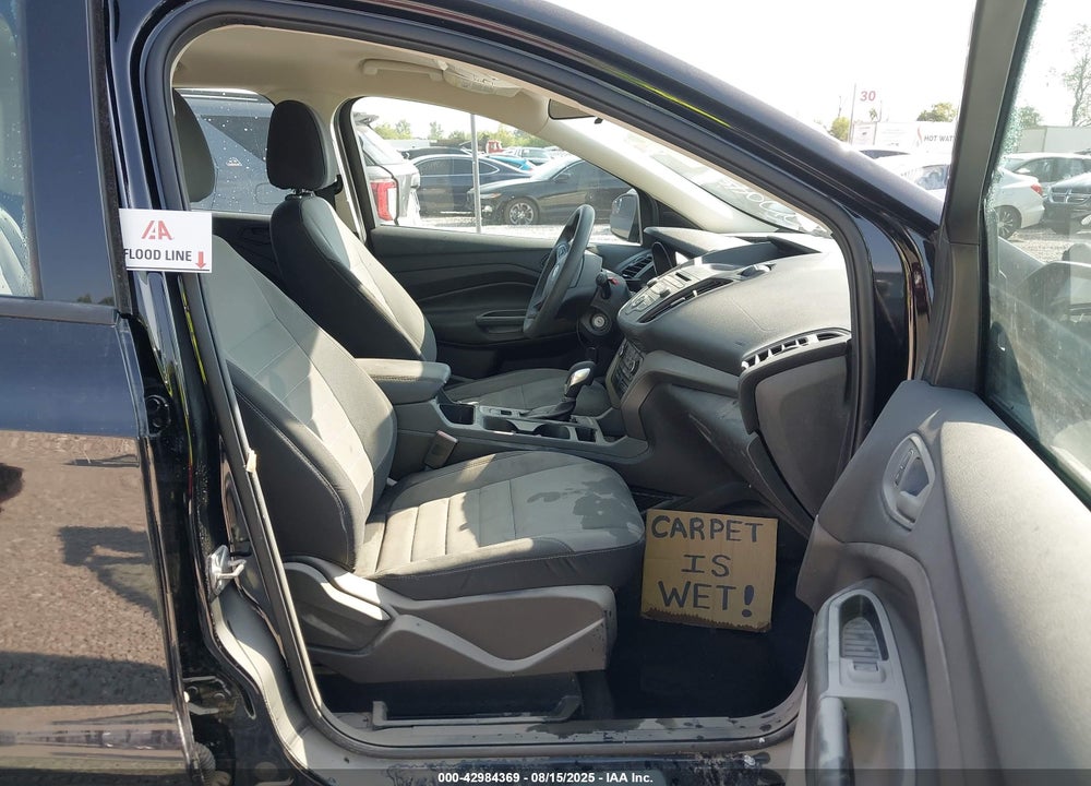 2017 FORD ESCAPE VIN: 1FMCU0F7XHUE44332