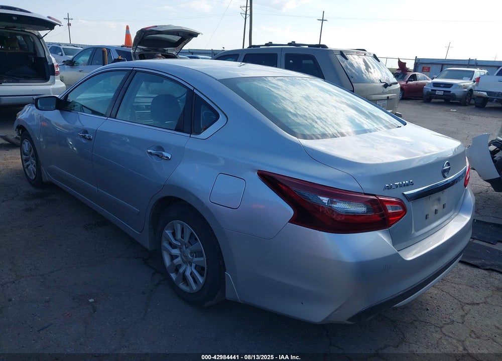 2017 NISSAN ALTIMA VIN: 1N4AL3AP5HN311369