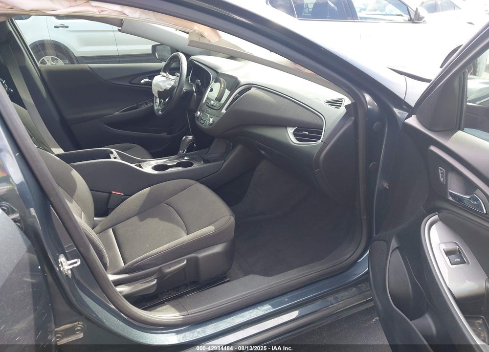 2020 CHEVROLET MALIBU VIN: 1G1ZG5ST2LF083822
