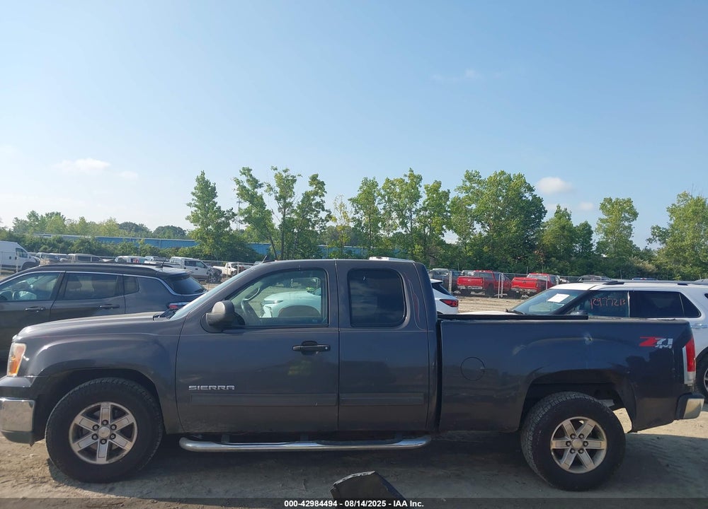 2011 GMC SIERRA 1500 VIN: 1GTR2VE3XBZ247607