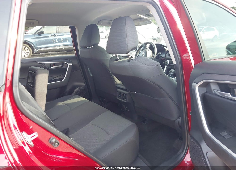2023 TOYOTA RAV4 VIN: 2T3P1RFV8PW392024